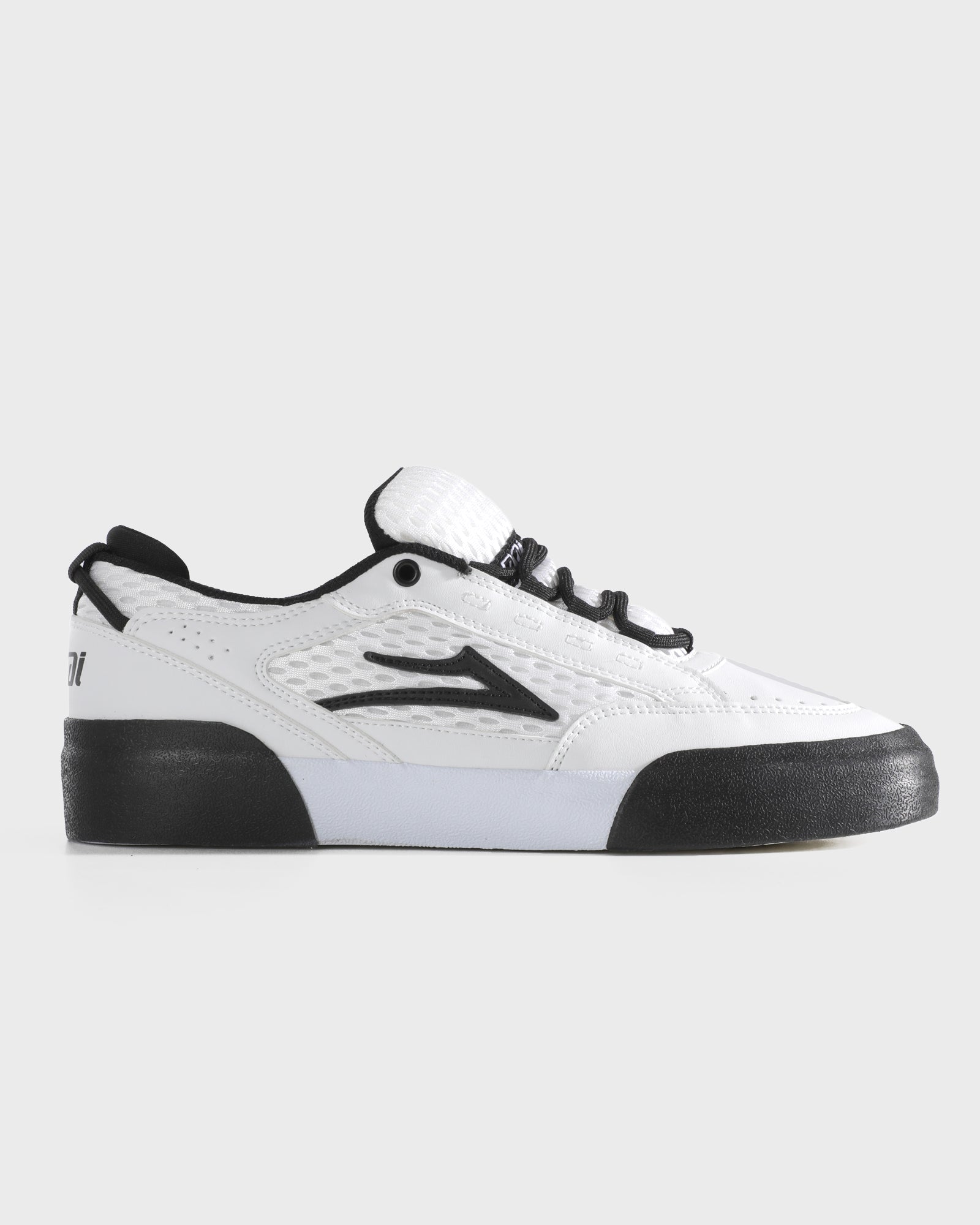 Aran - White Leather Black
